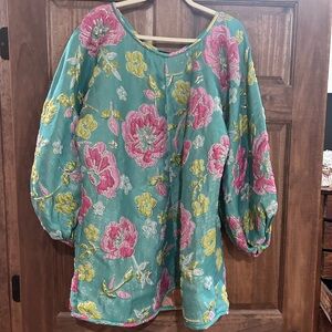 Arianne Elmy size medium. Great condition